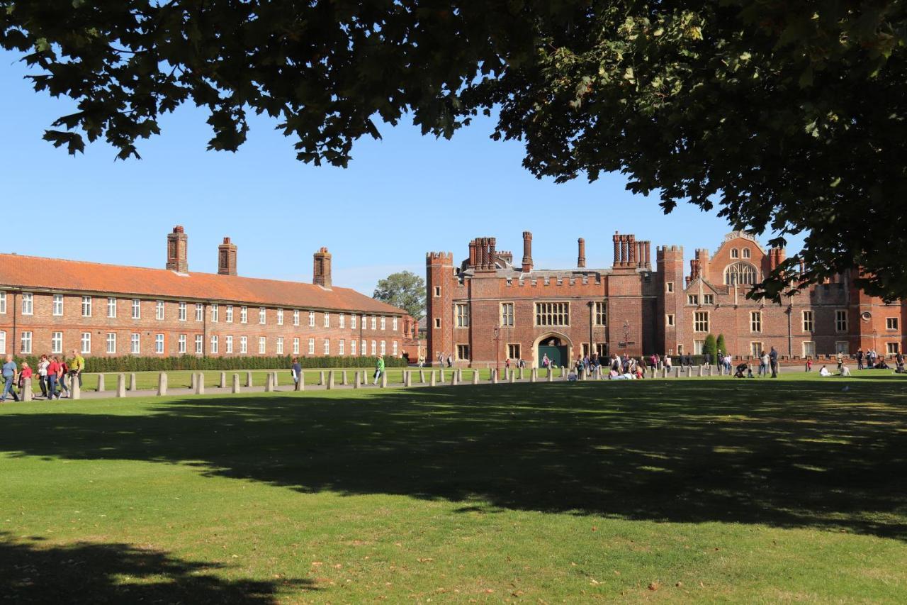 莫尔西Hampton Court - The Kings Rest公寓 外观 照片